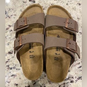 Kids Birkenstock Sandals size 2 NWOT